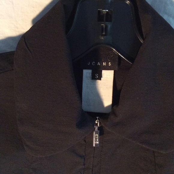 Black long sleeve collared top - Picture 3 of 3