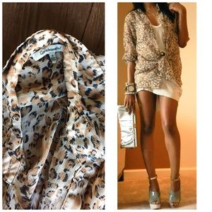 Quintessential Tops - Quintessential // leopard button up // M Quintessential Tops - Quintessential // leopard button up // M