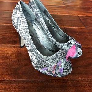 Madden girl open toe heels