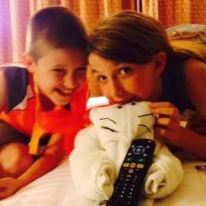 Meet your Posher, Gin