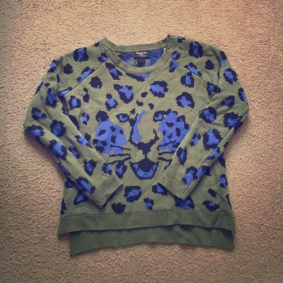 Army green Cheetah print sweater. Slit in bottom.