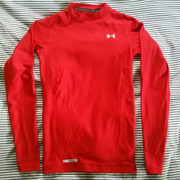 Under Armer Long Sleeve Top