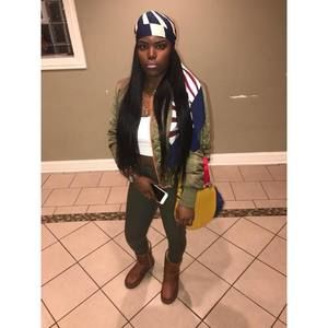 Meet your Posher, Kiah