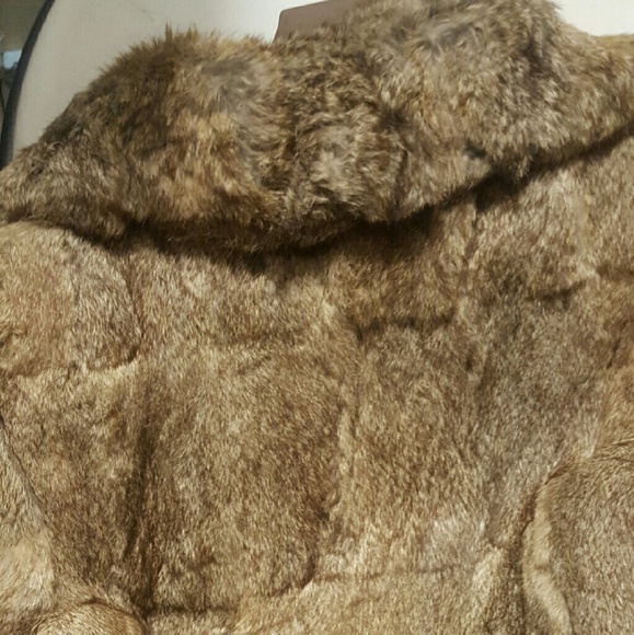 Coat - Picture 4 of 4