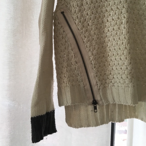 Sweater - Picture 2 of 3