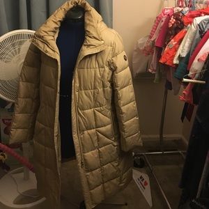 Cream/golden brown down puffy coat