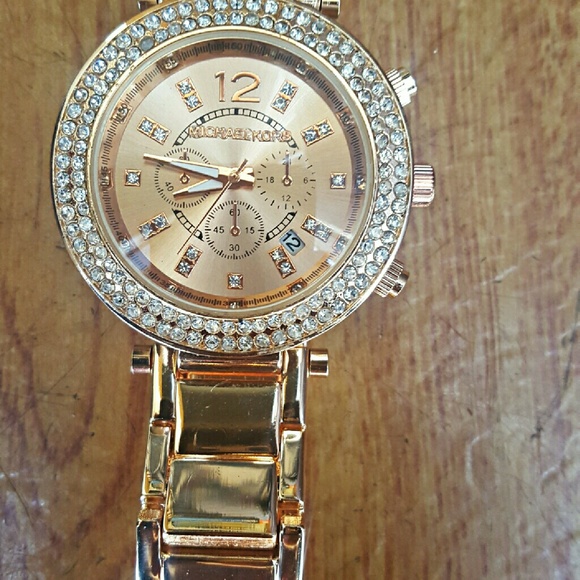 Watch - Picture 4 of 4