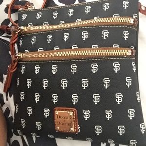 SF Giants Dooney and Bourke Cross over Bag