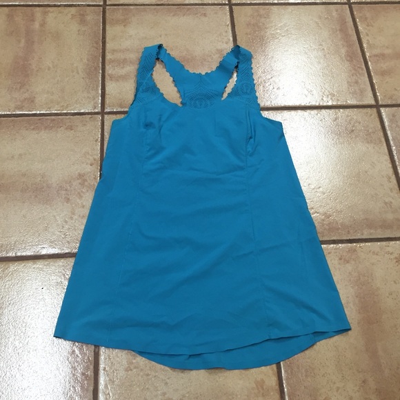 Lululemon top