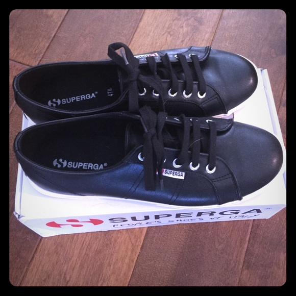 Superga People's shoes of Italy