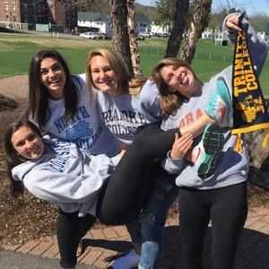 Meet your Posher, Hannah