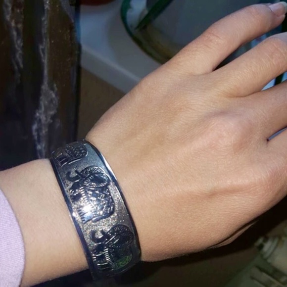 Tibetan Boho Tribal Vintage Silver Cuff Bracelets - Picture 3 of 8