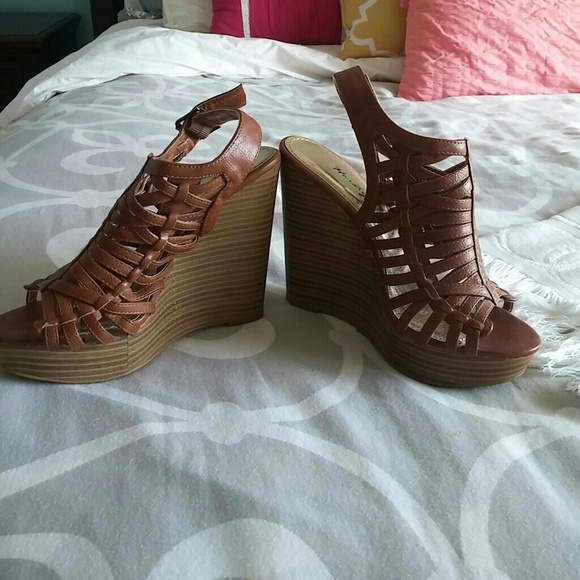 Sandal wedge