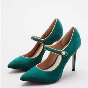 Pour La Victoire Case Mary-Jane Suede Pump, 6.5