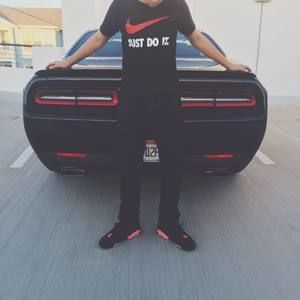 Meet your Posher, Joshua