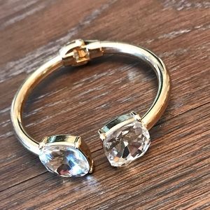 Express cuff bracelet