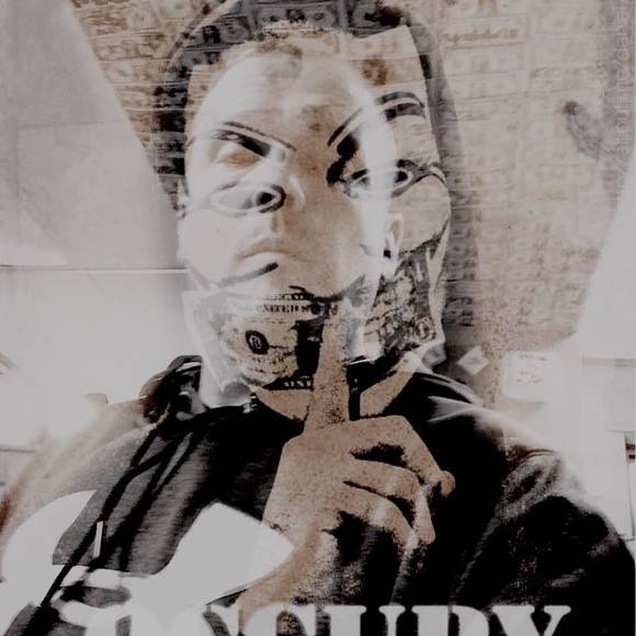 Meet your Posher, Gregory - Picture 1 of 1