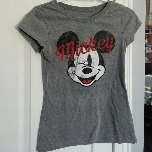 New Disney Mickey mouse winking tee shirt
