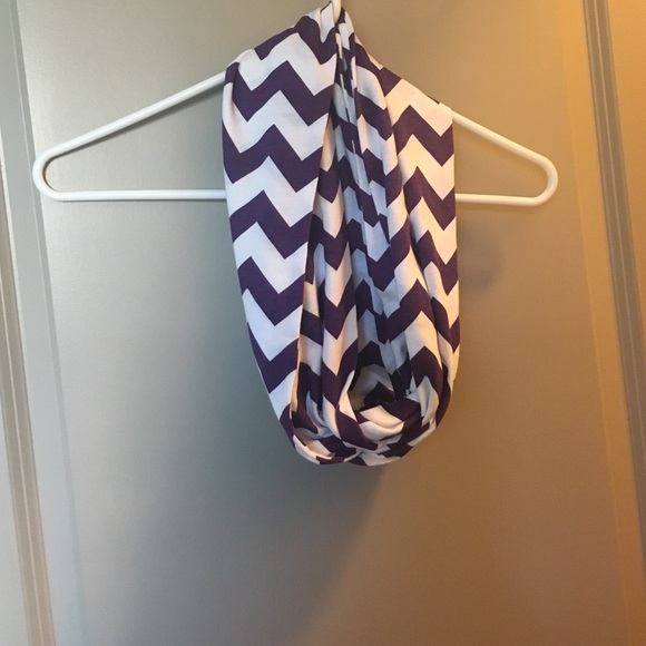 Infinity scarf - Picture 2 of 2