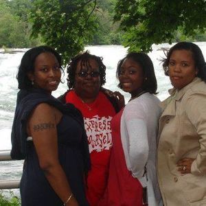 Meet your Posher, Joyce