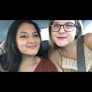 Meet your Posher, Emma