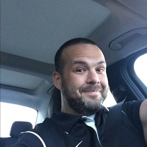 Meet your Posher, Joshua