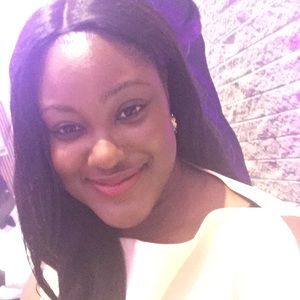 Meet your Posher, Akua