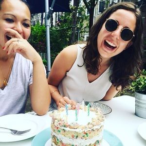 Meet your Posher, Caroline