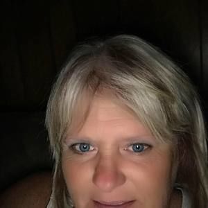 Meet your Posher, Annette