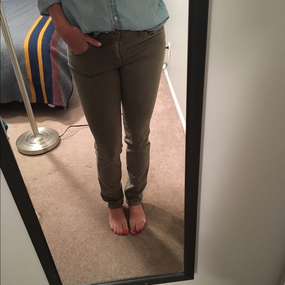 AG Edie (mid rise/skinny straight fit) khaki green