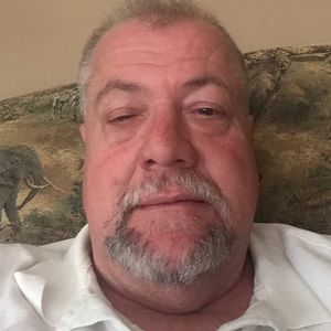 Meet your Posher, Chuck