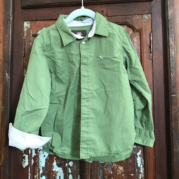 Cute Boys shirt SZ 5-6 yrs.