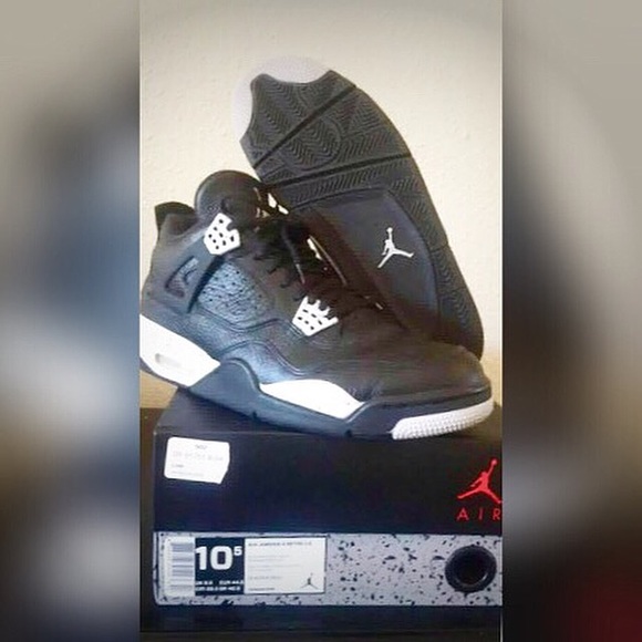 Jordan Retro "Oreo" 4's