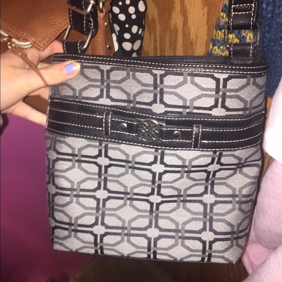 Crossbody purse