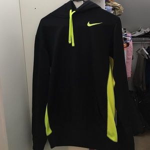 Nike Therma-Fit Hoodie
