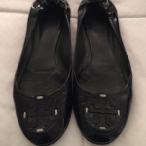 Tory burch black flat