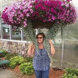 Meet your Posher, Pam