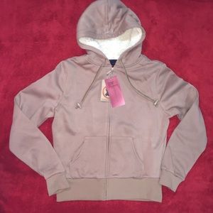 Hoodie sweatshirt lined with faux sherling fur.