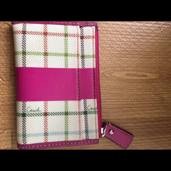 Coach Cardholder Wallet with Keychain - Picture 2 of 3