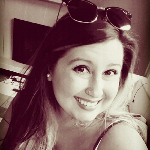 Meet your Posher, Darienne