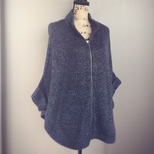 Romeo & Juliet Couture Elegant Cardigan sweater