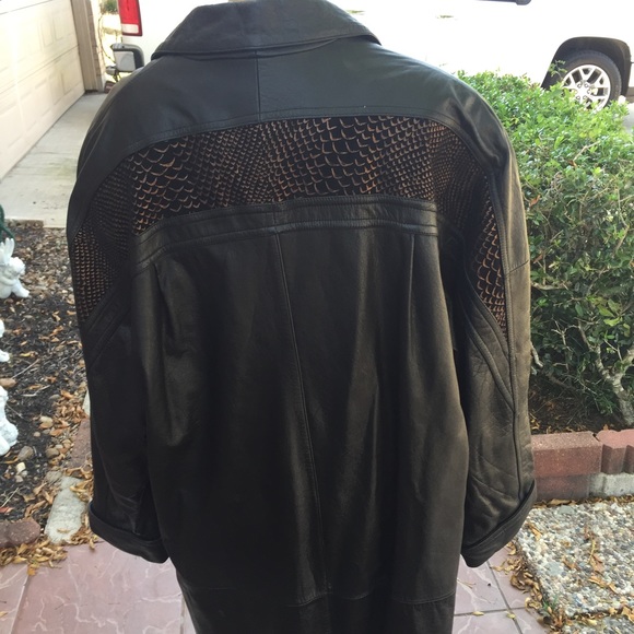 💥💥Midi Leather Jacket💥💥 - Picture 3 of 4