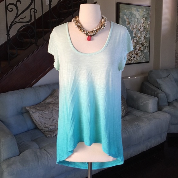 Anthropologie Tops - 💖🌷👚Anthropologie adorable hi low tee💖