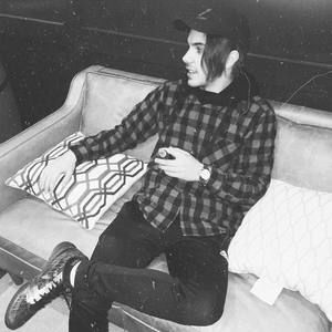 Meet your Posher, Kyle