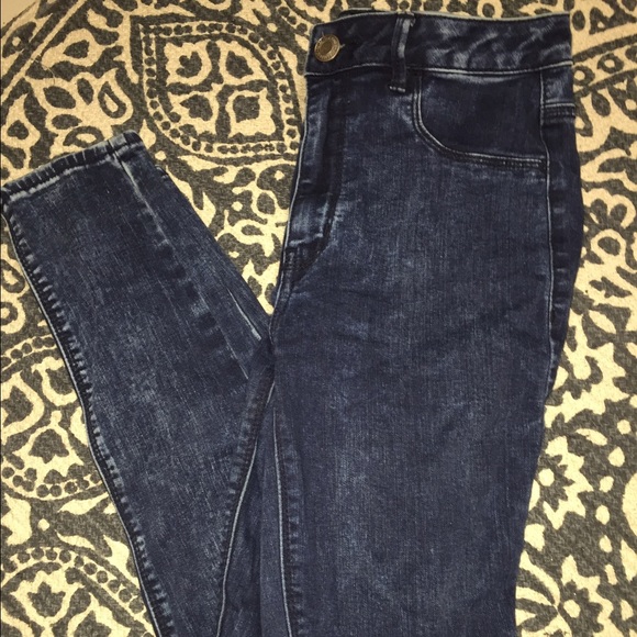 American eagle high waited acid wash jeans