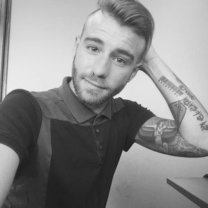 Meet your Posher, Drew