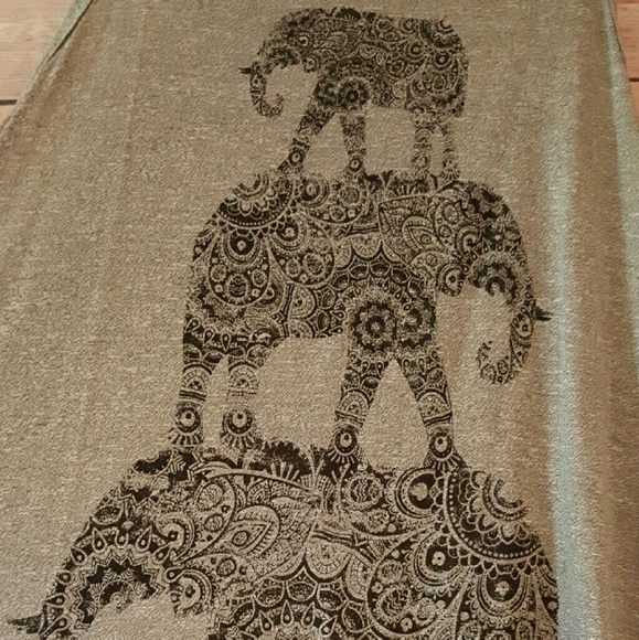 LOWEST PRICE 1X Olive Green Elephant Tank Top - Picture 3 of 4