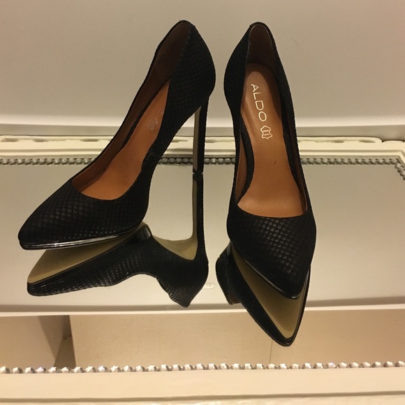 Aldo high heel black pump! Never worn! - Picture 1 of 3