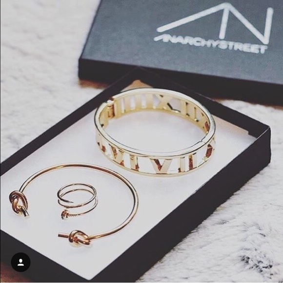 Anarchy street /code jackqueline20 to get 20% off