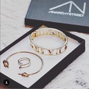 Anarchy street /code jackqueline20 to get 20% off